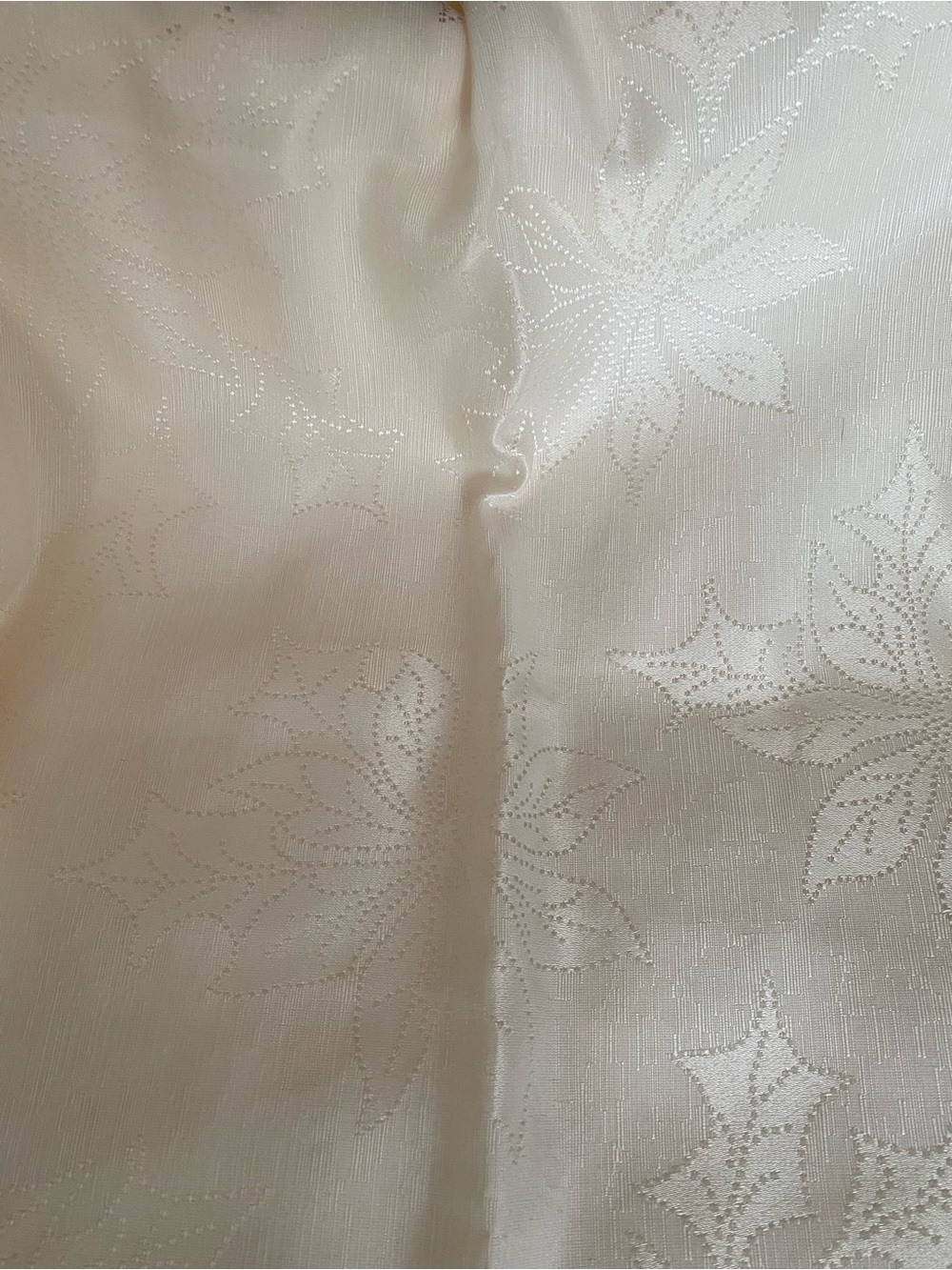 Cream Floral Jacquard Fabric Tablecloth